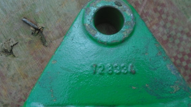Westlake Plough Parts – John Deere Tractor Lift Arm At31203 