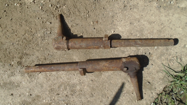 Westlake Plough Parts – Tractor High Lift Rowcrop Front Stub Axels 