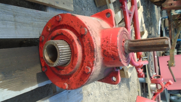 Westlake Plough Parts – Welger Baler Gearbox 1247360101 