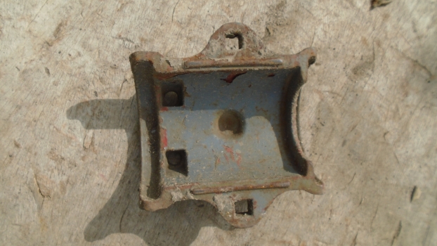 Westlake Plough Parts – Massey Ferguson Disc Harrow Top Bearing Casting 