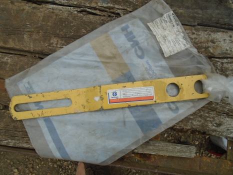 Westlake Plough Parts – NEW HOLLAND BALER COMBINE FORAGER LINK 89600996