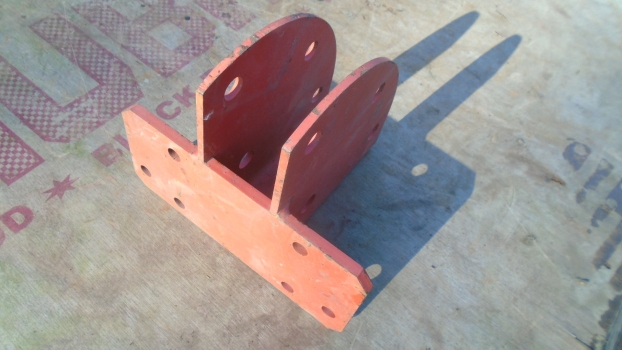 Westlake Plough Parts – KUHN IMPLEMENT BRACKET 53043200 