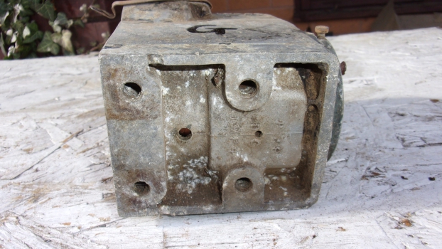 Westlake Plough Parts – Tractor Engine Vehicle Magneto For Parts Lucas 44020j Casing (g) 