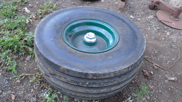 Westlake Plough Parts – Plough Wheel & Tyre 10.0 X 75 X 12 10 Ply New 842685e 