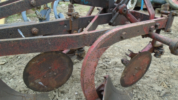 Westlake Plough Parts – Ransomes Robin Plough 2 Furrow Epic Mouldboards Ex Farm Tatty 