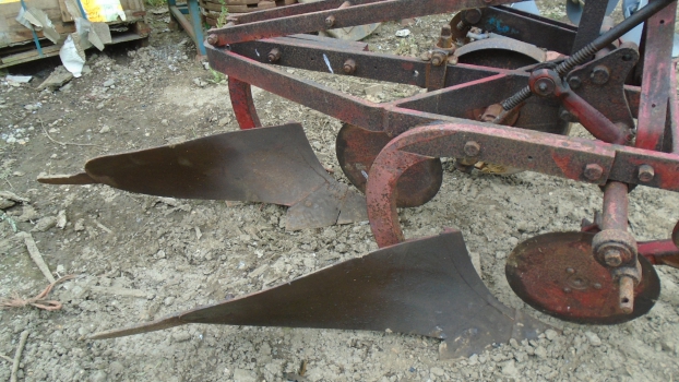 Westlake Plough Parts – Ransomes Robin Plough 2 Furrow Epic Mouldboards Ex Farm Tatty 