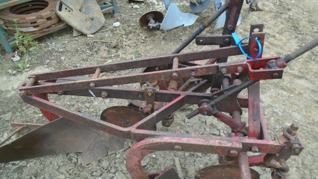 Westlake Plough Parts – Ransomes Robin Plough 2 Furrow Epic Mouldboards Ex Farm Tatty 