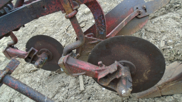 Westlake Plough Parts – Ransomes Robin Plough 2 Furrow Epic Mouldboards Ex Farm Tatty 