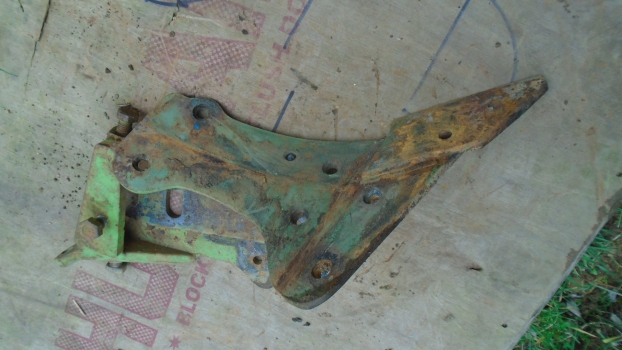 Westlake Plough Parts – Dowdeswell Plough Ucn Frog 203 Right 