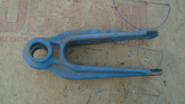 Westlake Plough Parts – Ransomes Trailing Plough Disc Stalk Pc1689 