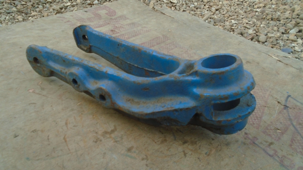 Westlake Plough Parts – Ransomes Trailing Plough Disc Stalk Pc1689 