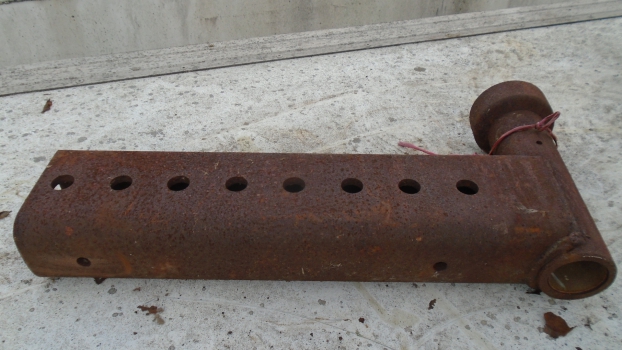 Westlake Plough Parts – International Tractor Front Axel Part 8 Hole 