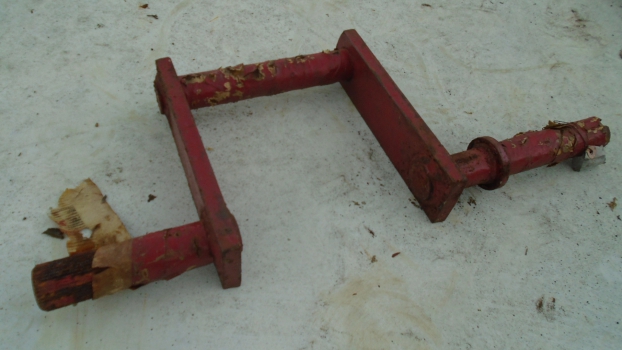 Westlake Plough Parts – International Baler Crank Shaft 