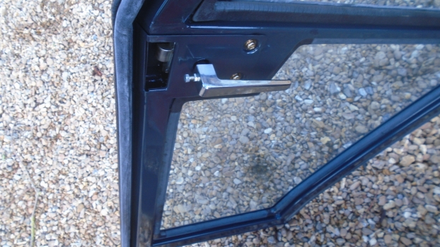 Westlake Plough Parts – Massey Ferguson 1250 Compact Tractor Cab Door Right Hand 
