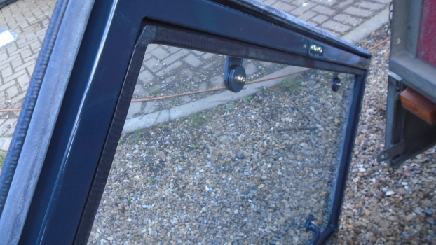Westlake Plough Parts – Massey Ferguson 1250 Compact Tractor Cab Door Right Hand 