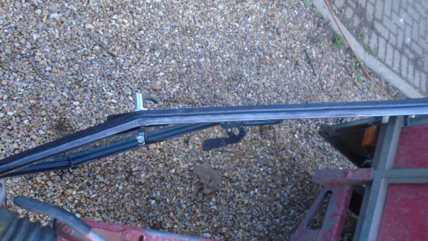 Westlake Plough Parts – Massey Ferguson 1250 Compact Tractor Cab Door Right Hand 