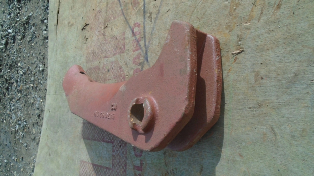 Westlake Plough Parts – Kuhn Implement Casting Tine Arm 517092cn 