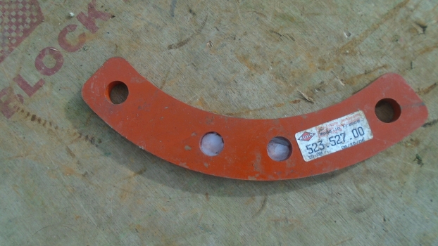 Westlake Plough Parts – Kuhn Implement Clamp Plate 4 Hole 52352700 