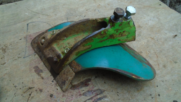 Westlake Plough Parts – Dowdeswell Plough Skim Frog Rh J Type (code6) 