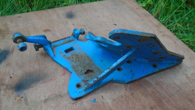 Westlake Plough Parts – Lemken Plough Bk12 Rh Frog (305) 