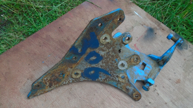 Westlake Plough Parts – Lemken Plough Bk12 Rh Frog (306) 