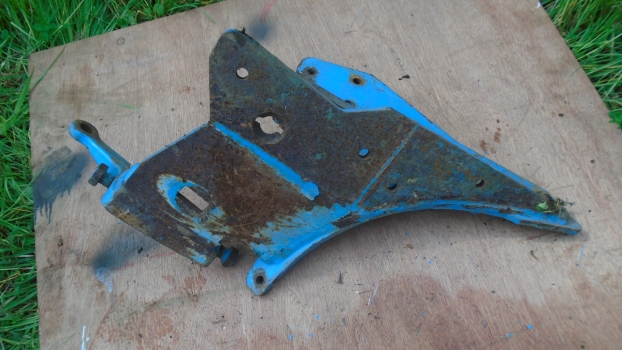Westlake Plough Parts – Lemken Plough Bk12 Rh Frog (308) 