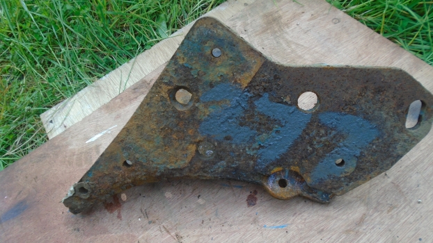 Westlake Plough Parts – Ransomes Plough Scn 3 Bolt Point Frog Lh (277) 