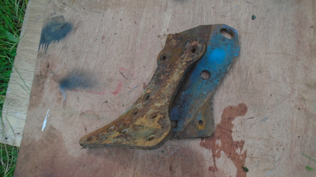 Westlake Plough Parts – Ransomes Plough Scn 3 Bolt Point Frog Lh (277) 