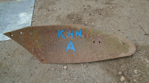 Westlake Plough Parts – Fiskas Plough Khn Mouldboard Rh (A)