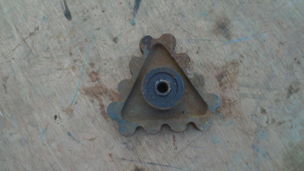 Westlake Plough Parts – Reekie Potato Harvester Triangle Sprocket 