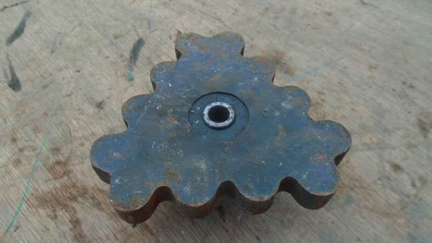 Westlake Plough Parts – Reekie Potato Harvester Triangle Sprocket 