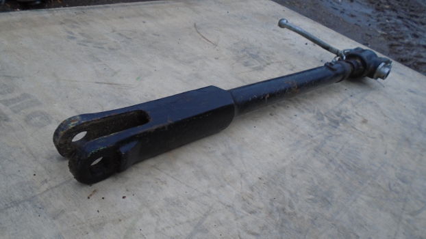Westlake Plough Parts – Ford Tractor 3 Cylinder 4000 Range Level Box Repro 670mm Pin To Pin 