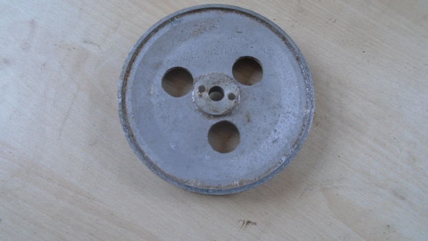 Westlake Plough Parts – Webb Drill Alloy Seed Ring Ep 2 Small Damage Near Pin 