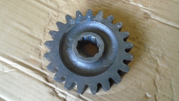 Westlake Plough Parts – Howard Rotavator 21 Tooth Gear 10 Spline 650050 (code13) 