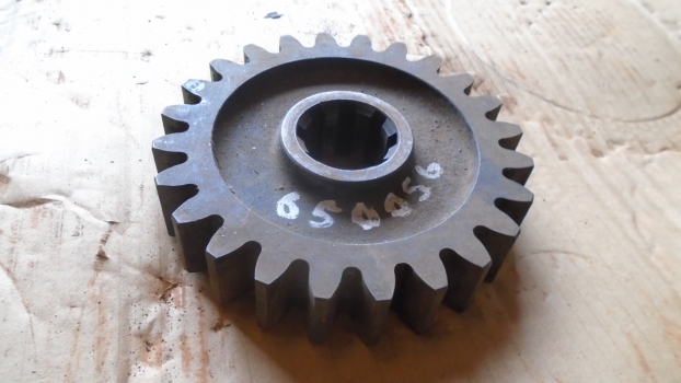Westlake Plough Parts – Howard Rotavator 24 Tooth Gear 8 Spline 650056 (code19) 