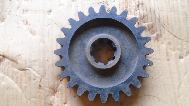 Westlake Plough Parts – Howard Rotavator 24 Tooth Gear 8 Spline 650056 (code19) 