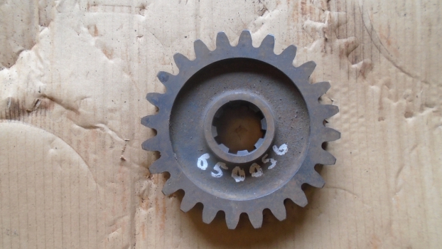 Westlake Plough Parts – Howard Rotavator 24 Tooth Gear 8 Spline 650056 (code19) 