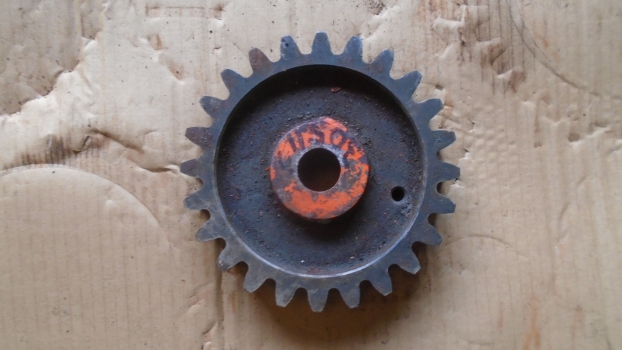 Westlake Plough Parts – Howard Rotavator 24 Tooth Gear 8 Spline 305113 (code21) 