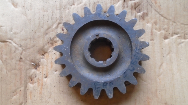 Westlake Plough Parts – Howard Rotavator 21 Tooth Gear 10 Spline 65570 (code23) 
