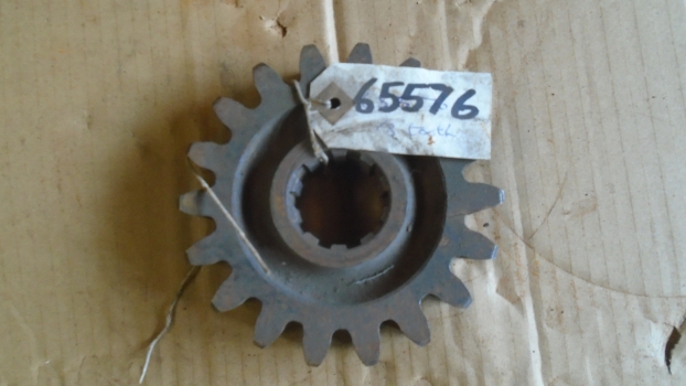 Westlake Plough Parts – Howard Rotavator 18 Tooth Gear 10 Spline 65576 (code28) 