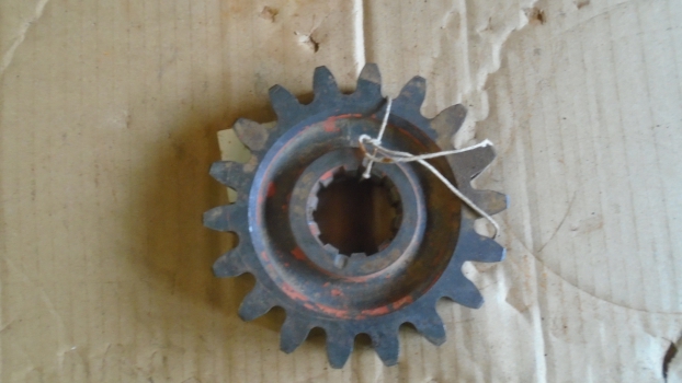 Westlake Plough Parts – Howard Rotavator 18 Tooth Gear 10 Spline 65576 (code28) 