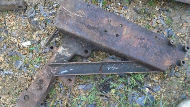 Westlake Plough Parts – David Brown Tractor Loader Brackets Pair 