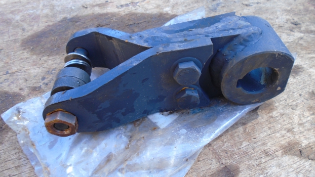 Westlake Plough Parts – New Holland Combine Knife Drive 420205102 