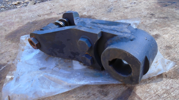 Westlake Plough Parts – New Holland Combine Knife Drive 420205102 