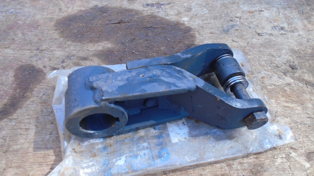 Westlake Plough Parts – New Holland Combine Knife Drive 420205102 