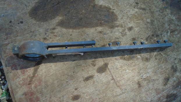 Westlake Plough Parts – New Holland Combine Knife Head Bracket 420236301 