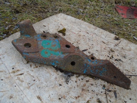 Westlake Plough Parts – Ransomes Yl Lh Plough Frog (98) 