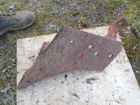 Westlake Plough Parts – Massey Ferguson Huard Lh Plough Frog (101) 