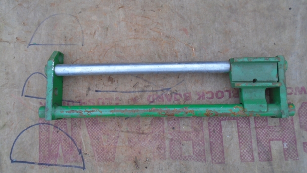 Westlake Plough Parts – John Deere Tractor Implement Combine Part Ae31568 Holder 