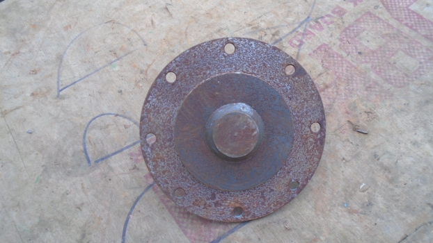 Westlake Plough Parts – Mengele Forager Roller Flange Shaft 03105392 (b) 